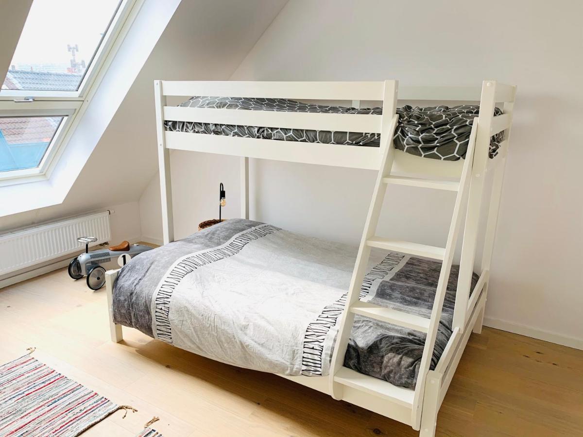 Appartamento Chez lileaula - Boho duplex in Belle Époque Ostenda Esterno foto