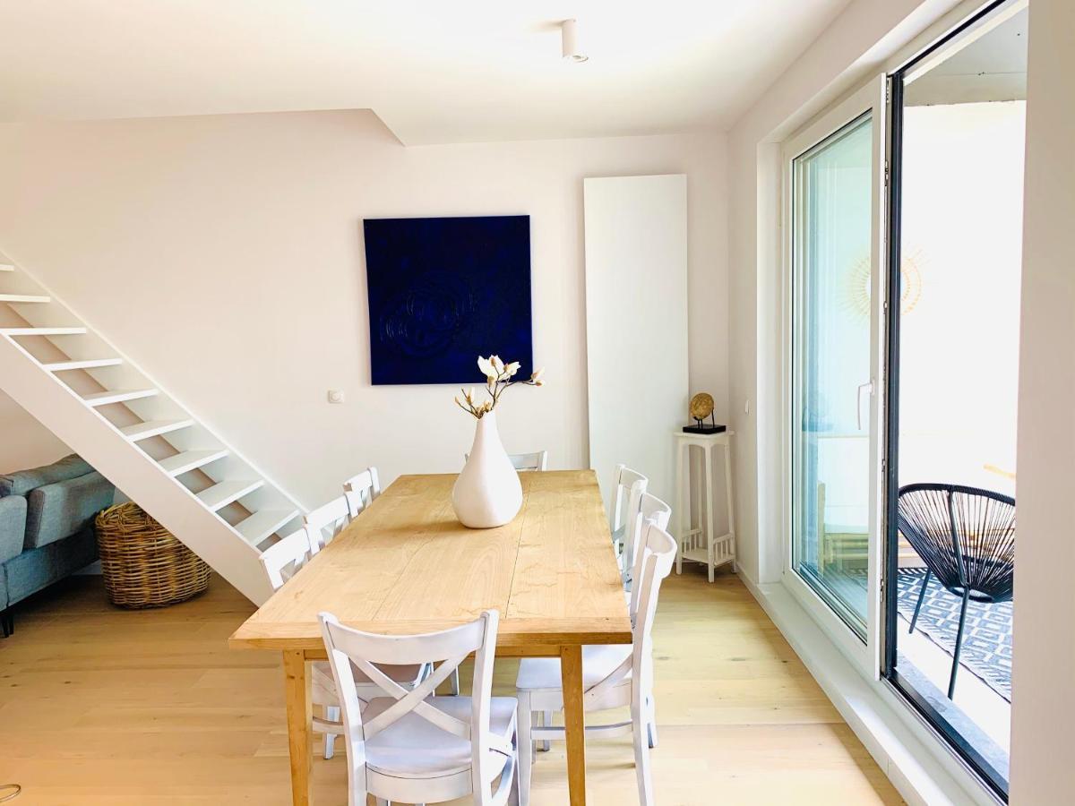 Appartamento Chez lileaula - Boho duplex in Belle Époque Ostenda Esterno foto