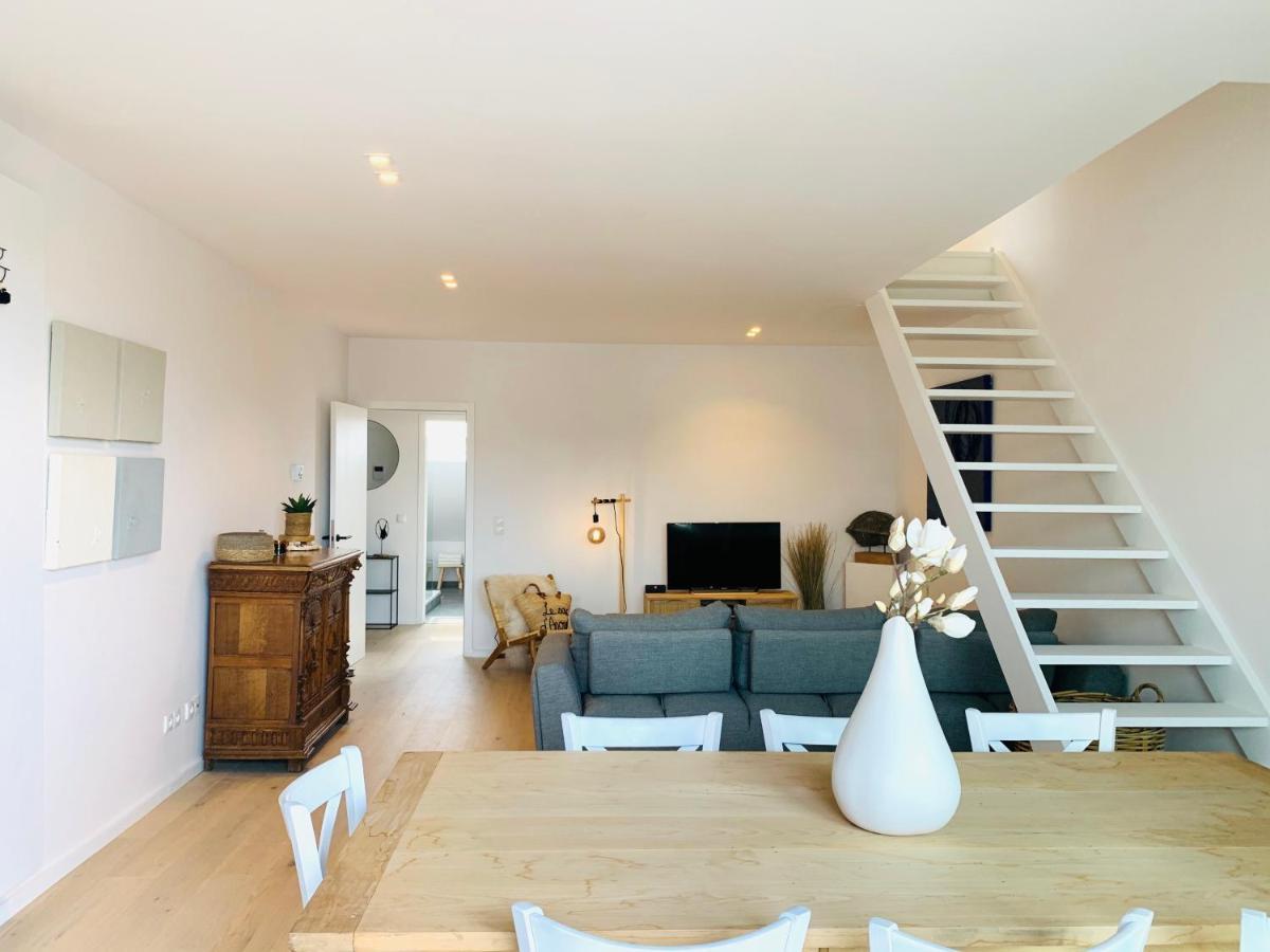 Appartamento Chez lileaula - Boho duplex in Belle Époque Ostenda Esterno foto