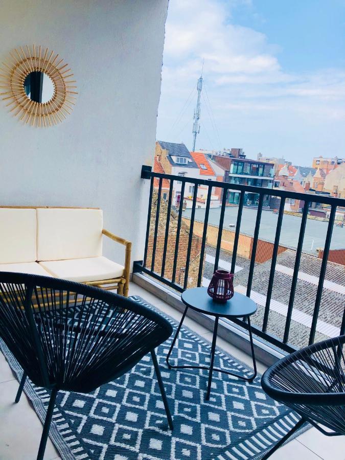 Appartamento Chez lileaula - Boho duplex in Belle Époque Ostenda Esterno foto