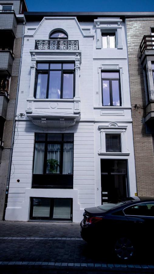 Appartamento Chez lileaula - Boho duplex in Belle Époque Ostenda Esterno foto